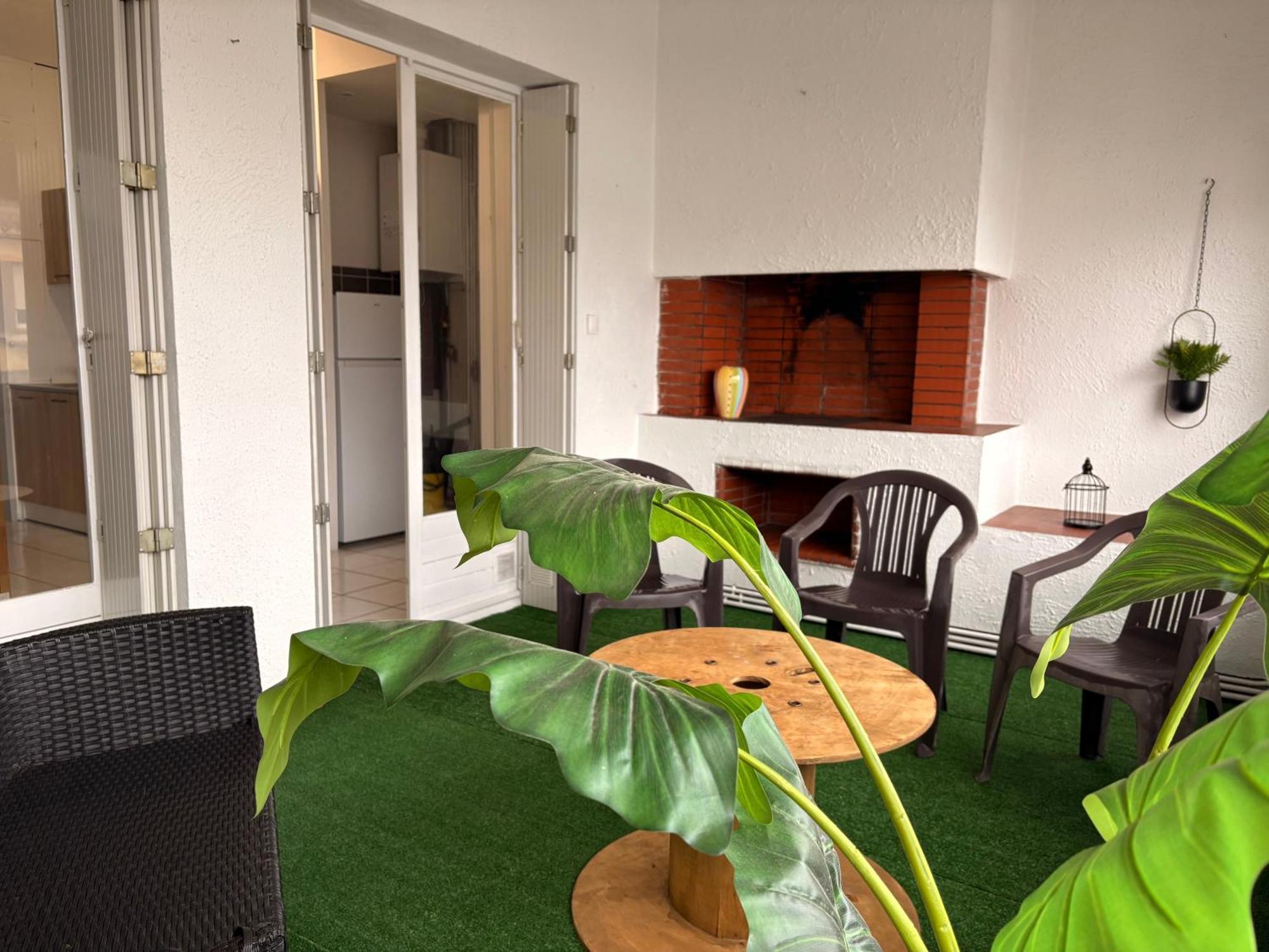 Appartement 3 Chambres Proche Centre Ville Carcassonne Eksteriør bilde